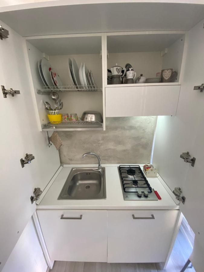 Casa Fiorita Bed & Breakfast Весте Екстериор снимка