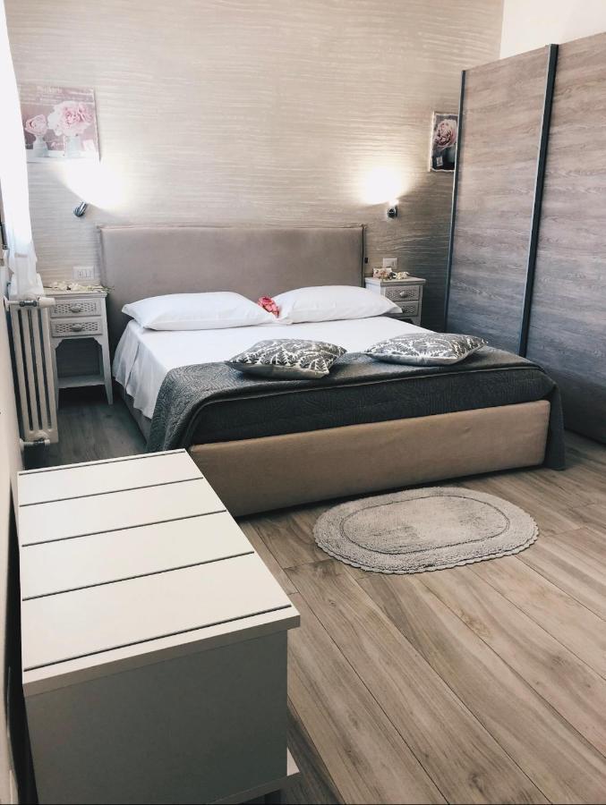 Casa Fiorita Bed & Breakfast Весте Екстериор снимка