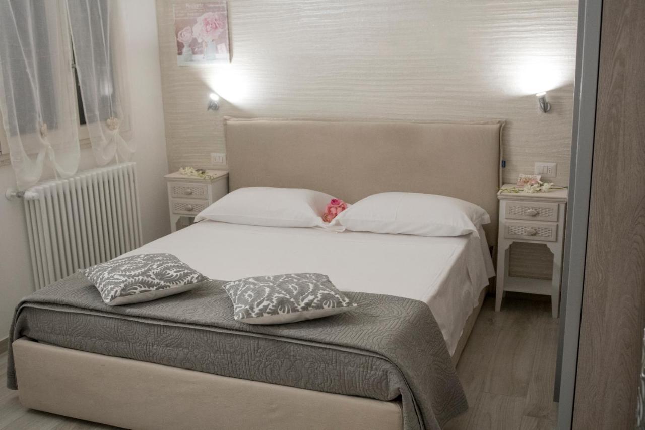 Casa Fiorita Bed & Breakfast Весте Екстериор снимка