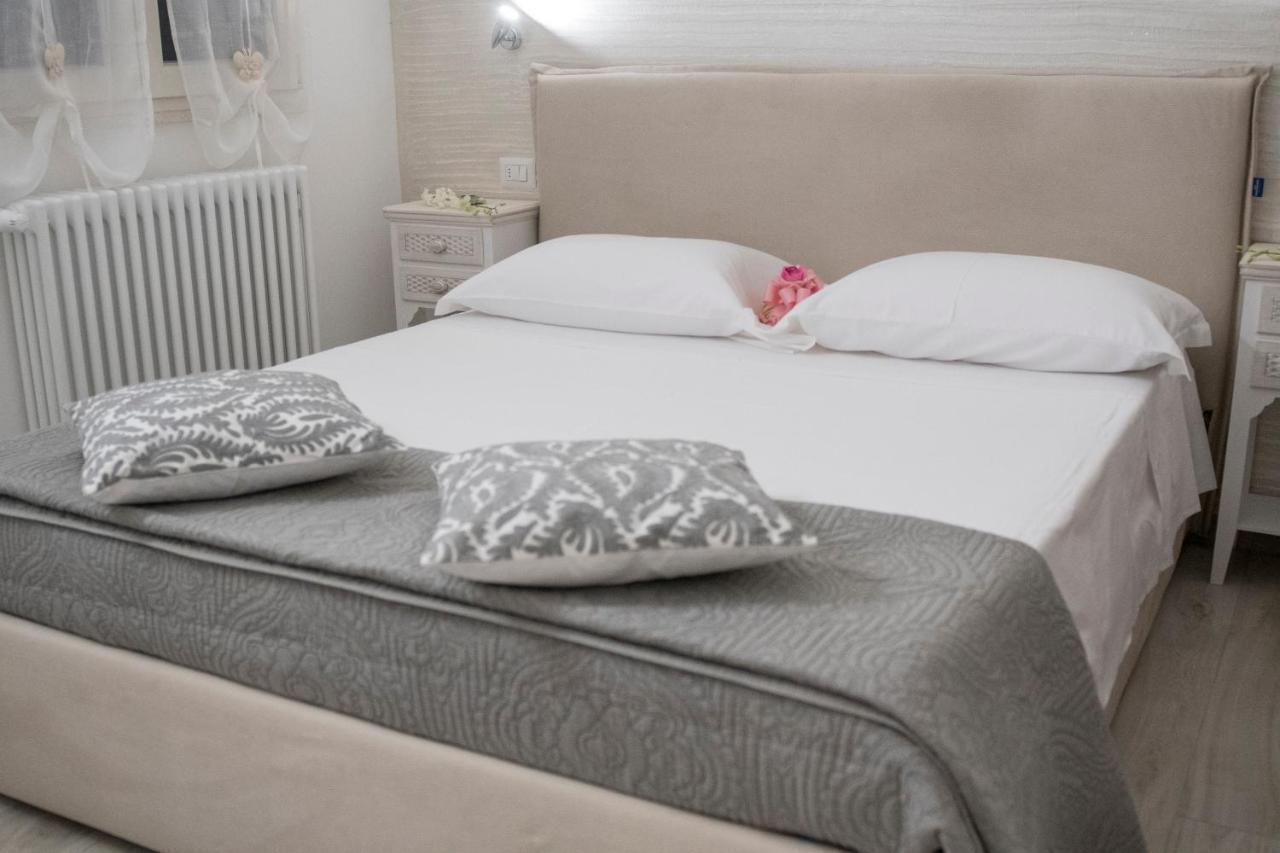 Casa Fiorita Bed & Breakfast Весте Екстериор снимка